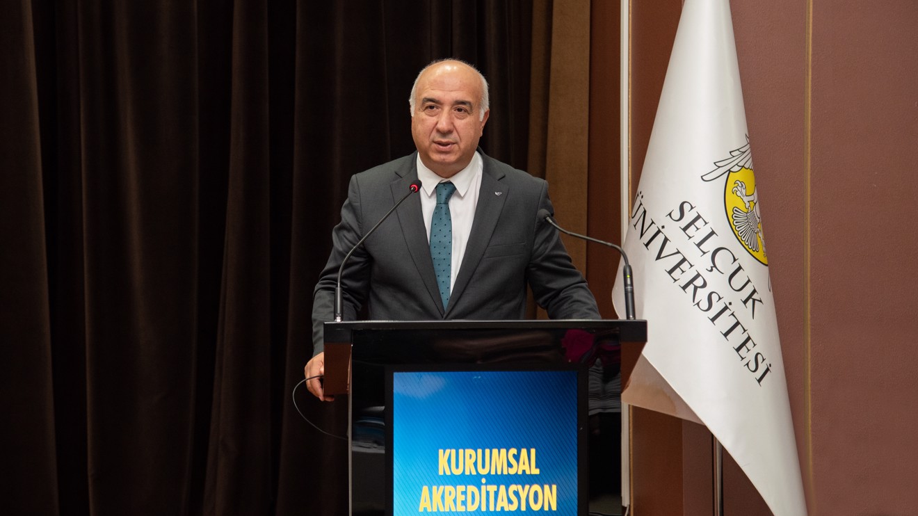 Selçuk Üniversitesi, YÖKAK Kurumsal Akreditasyon Belgesi’ni aldı